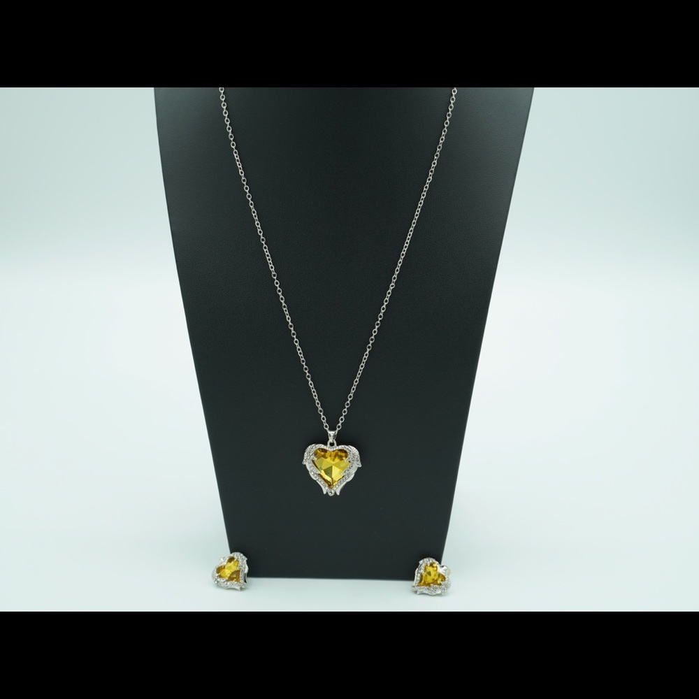 Heart necklace for Valentine